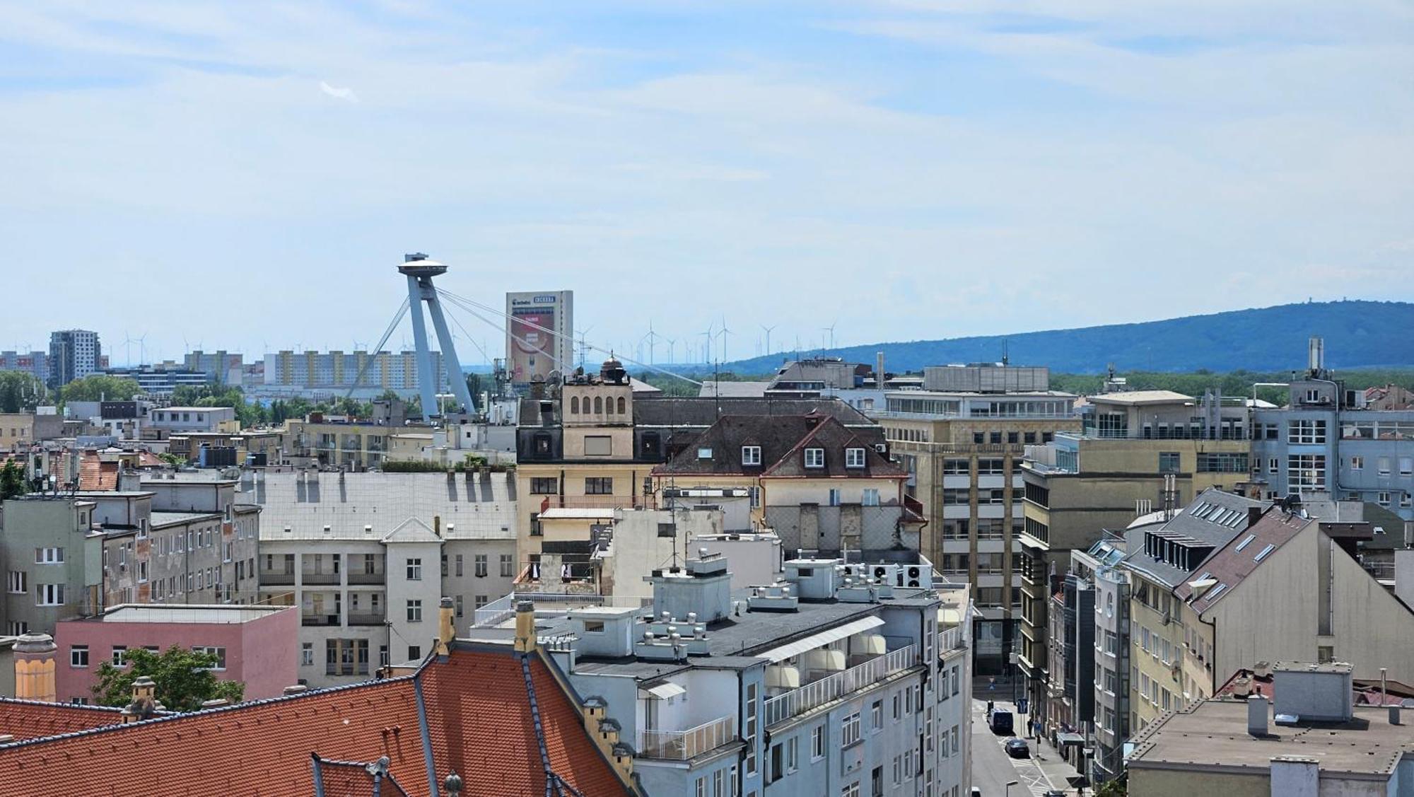 Panorama View Design Apt In Old Town - Free Parking Bratislava Exteriör bild